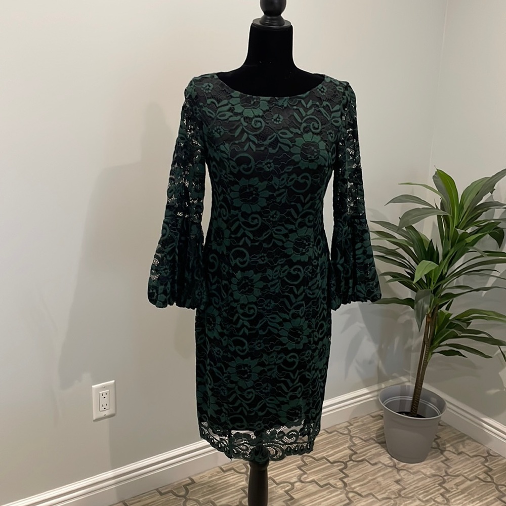 Lace midi dress